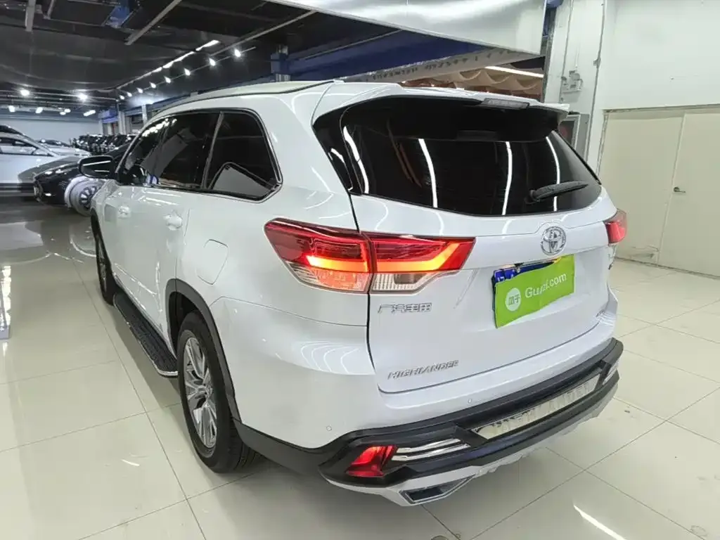 Toyota Highlander 2.0T AWD Elite 7-Seater 2021 — фото 23