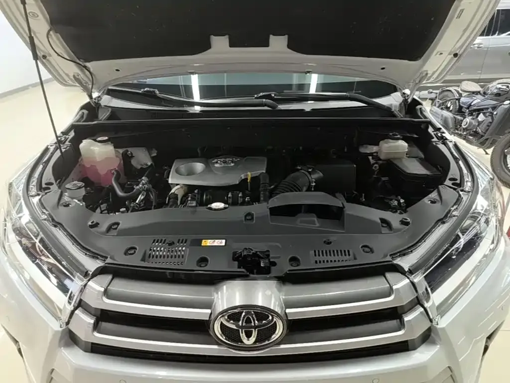 Toyota Highlander 2.0T AWD Elite 7-Seater 2021 — фото 16