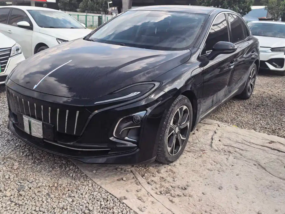 Hongqi E-QM5 431km Charging Enjoyment Edition 2023