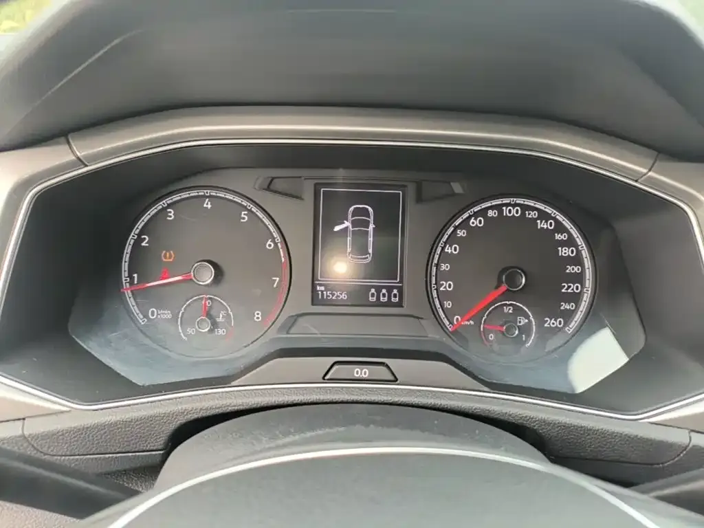 Volkswagen T-ROC 280TSI DSG 2WD Progressive Version China VI 2019 — фото 12