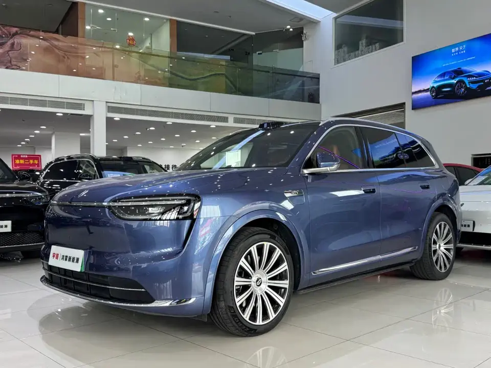 AITO Wenjie AITO M7 Extended Range Base Model 6-Seater 2025