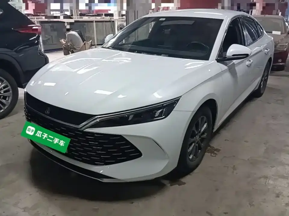 BYD Qin L DM-i 80KM Leading Edition 2025