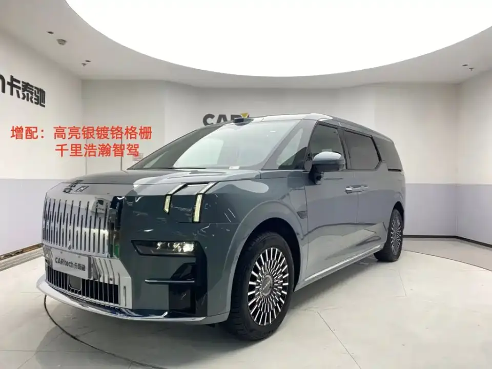 Zeekr 009 6-seat Executive AWD 108kWh 2025