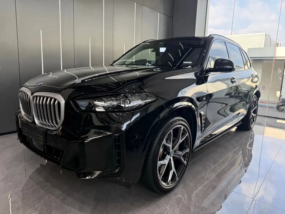 BMW X5 xDrive 30Li Premium M Sport Package 2024