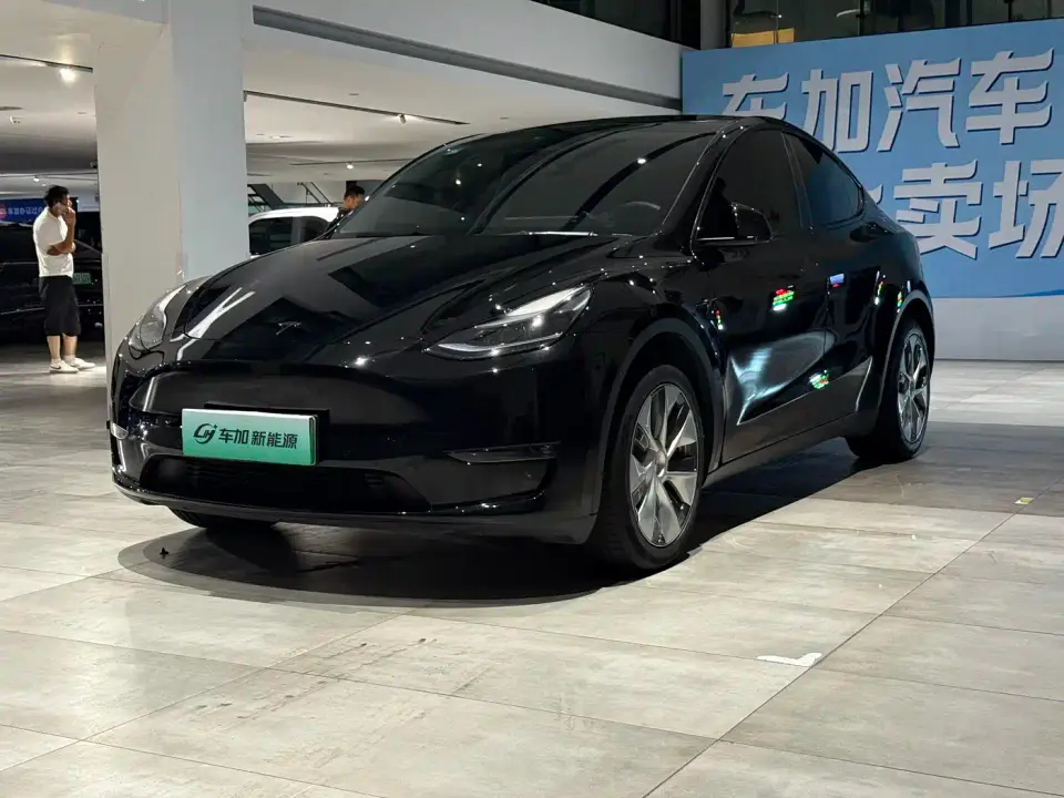 Tesla Model Y Facelift Long Range All-Wheel Drive Version 2023