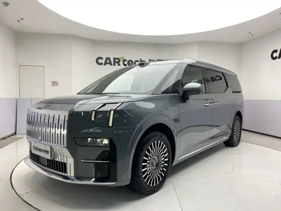Zeekr 009 6-seat Executive AWD 108kWh 2025