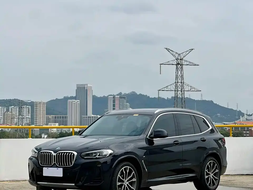 BMW X3 xDrive30i Leading M Night Package 2022