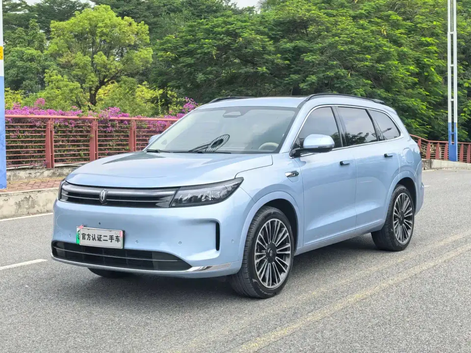 AITO Wenjie AITO M7 1.5T Smart Drive RWD Pro 5-seater 2025