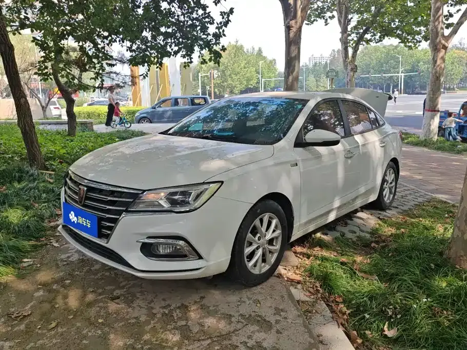 Roewe i5 1.5L Automatic 4G Connected Premium Edition 2020
