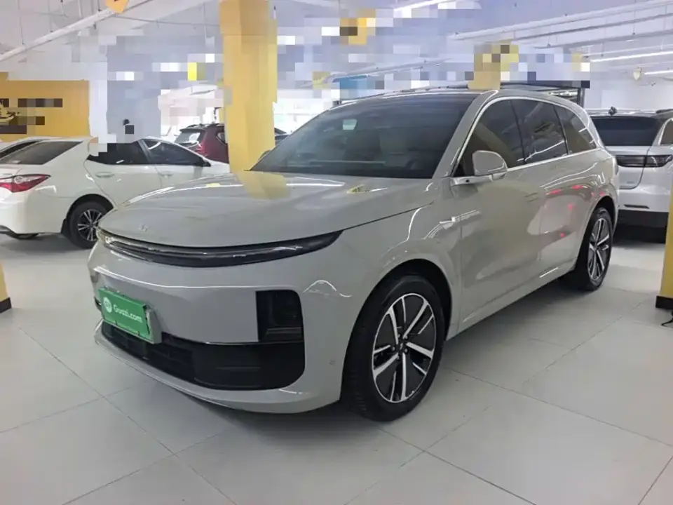Li Auto L6 Pro 2025