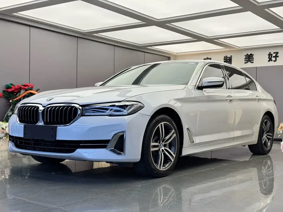 BMW 5 Series 530Li Leading M Sport Package 2022