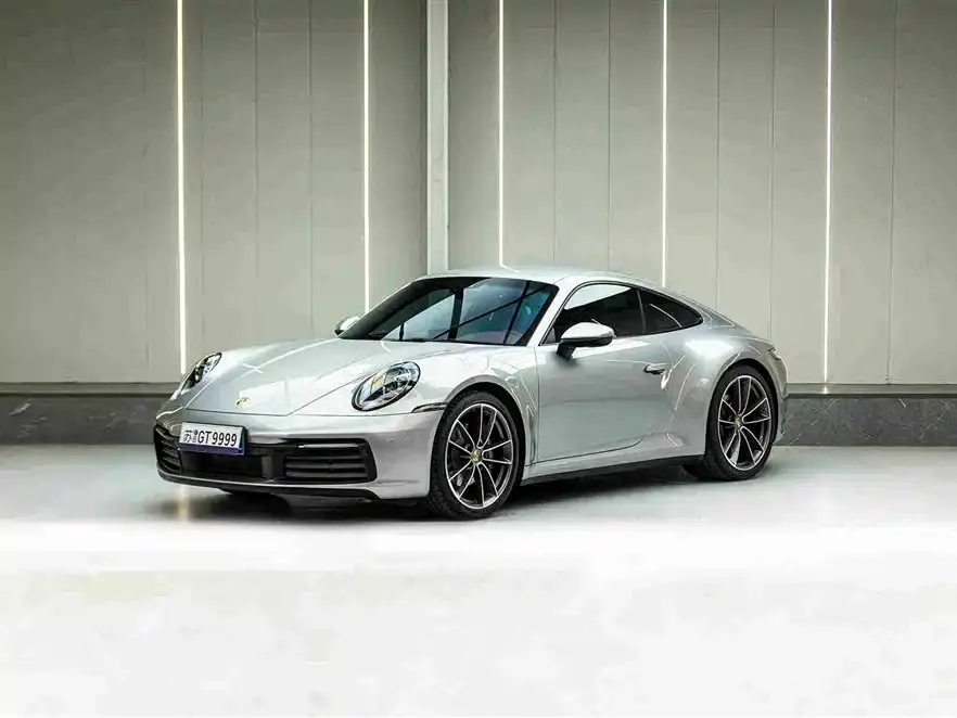 Porsche 911 Carrera 3.0T 2024