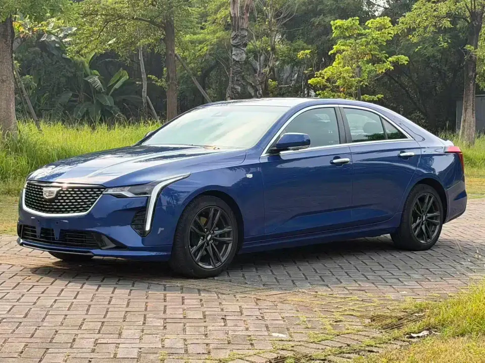 Cadillac CT4 28T Luxury Model 2022