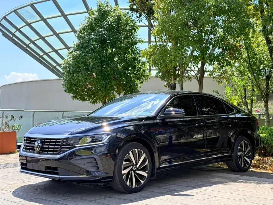 Volkswagen Passat 380TSI Dragon Soaring Edition 2024