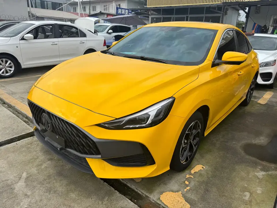 MG MG5 Model 180DVVT CVT Youth Style Edition 2022