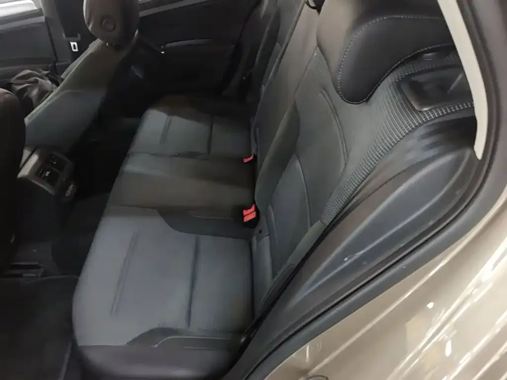 Volkswagen Golf 1.6L Auto Comfort (China V) 2019 — фото 17