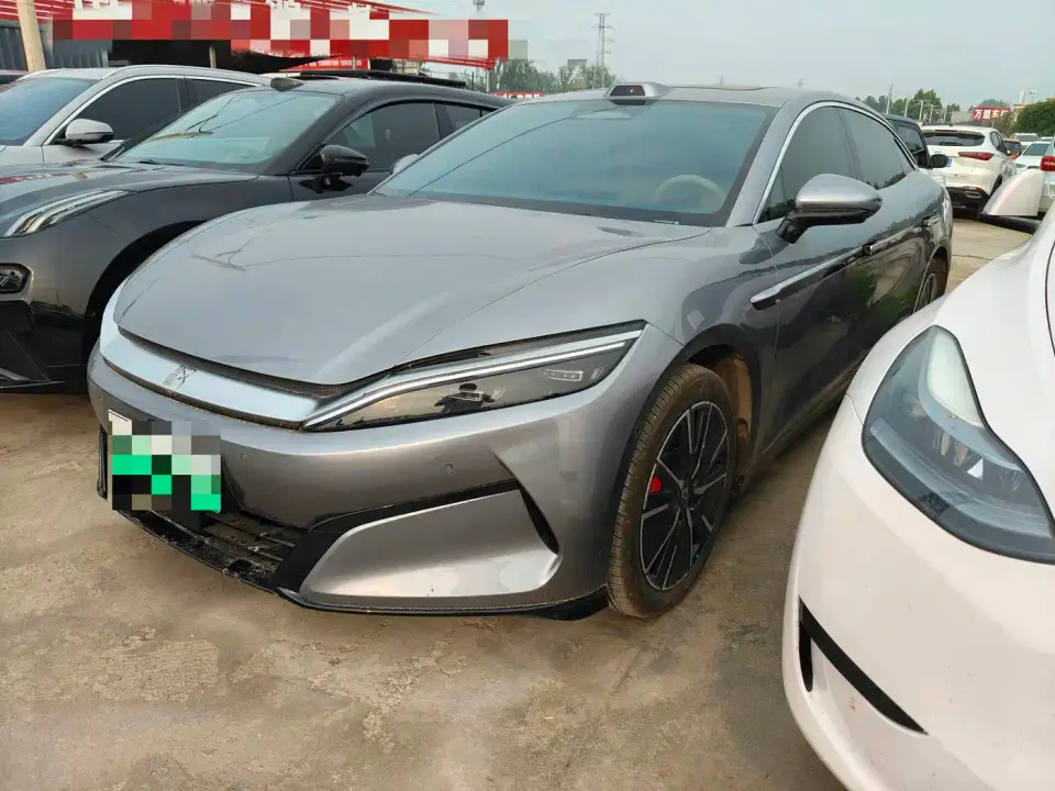BYD Han L EV 701KM LiDAR Premium 2025