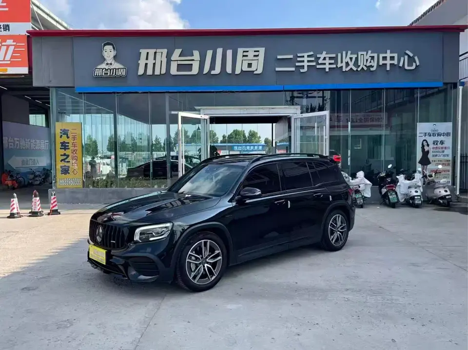 Mercedes-Benz GLB AMG Model AMG GLB 35 4MATIC 2023
