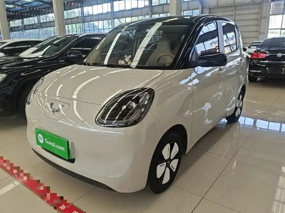 Wuling Motors Hongguang MINIEV 4-Door Advanced 2025