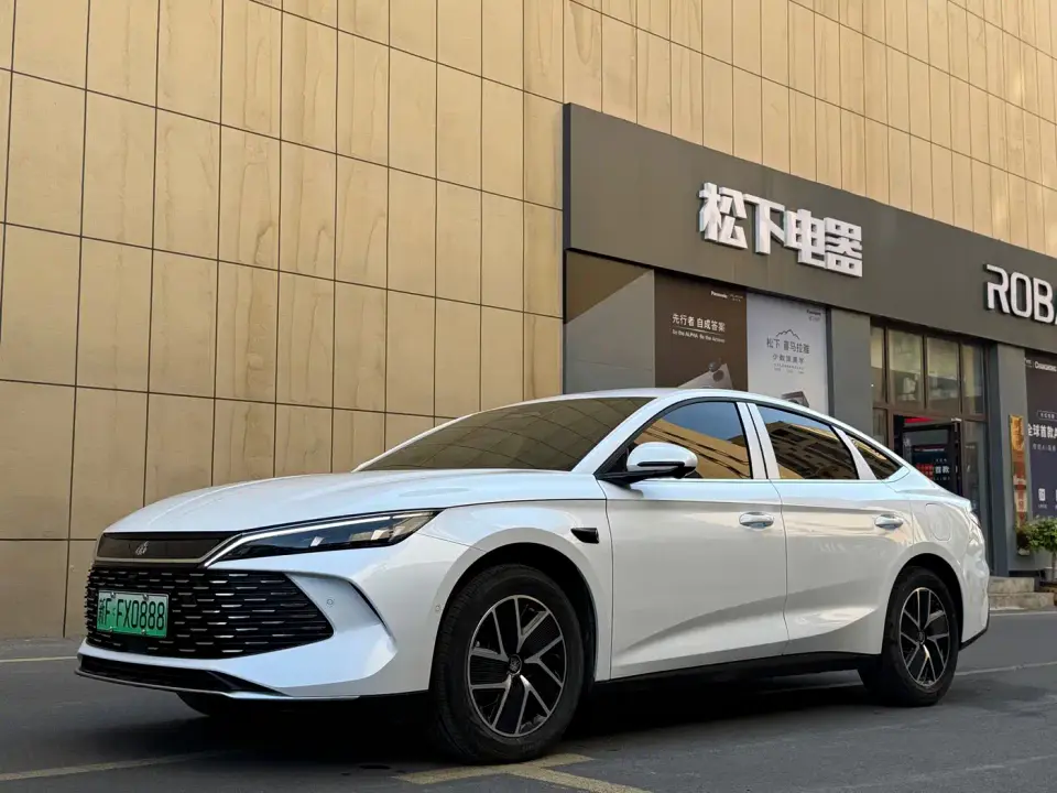 BYD Qin L DM-i 128KM Progressive 2026