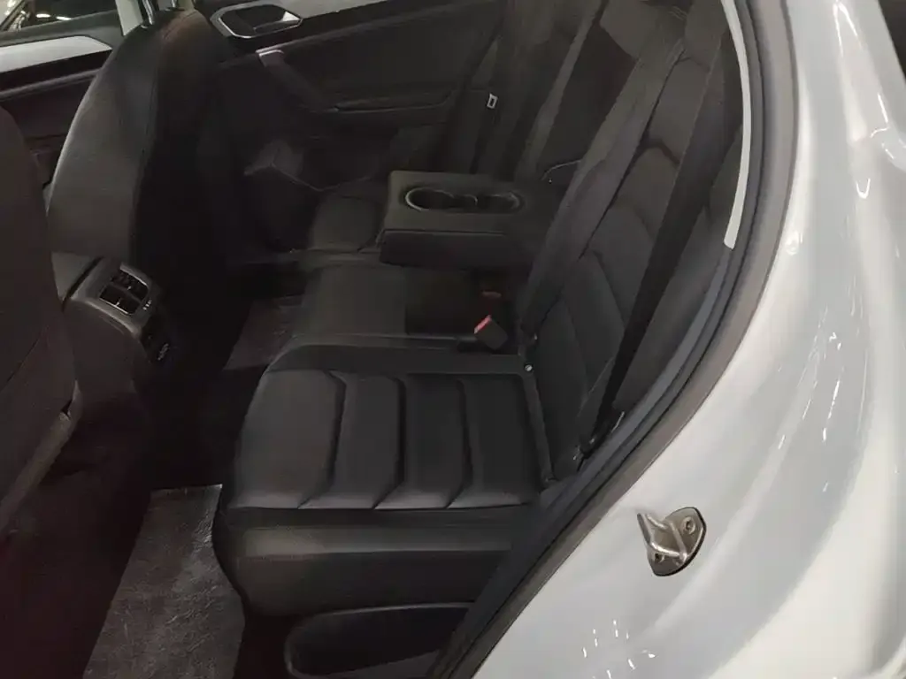 Volkswagen Tayron 330TSI 2WD Luxury China VI 2019 — фото 17