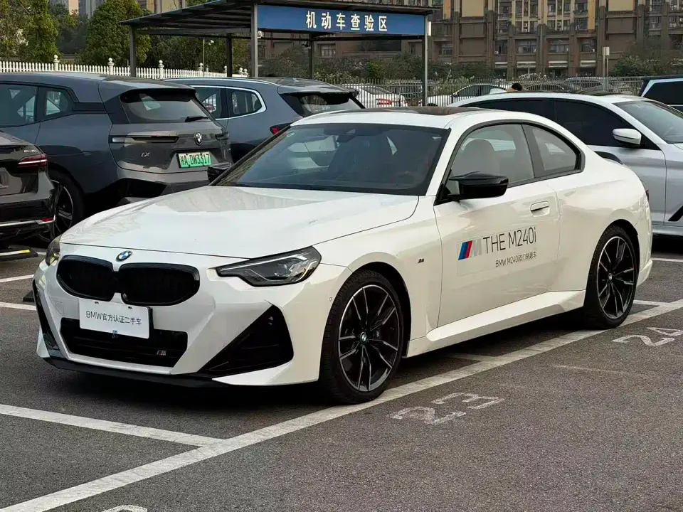 BMW M240i M240i xDrive 2025