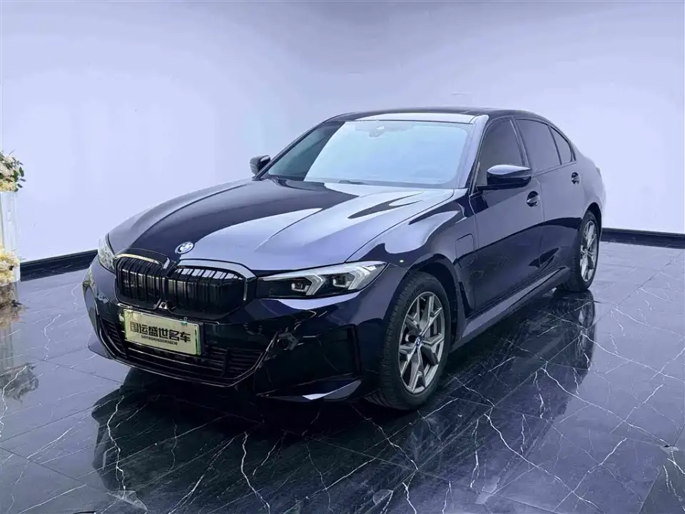 BMW i3 eDrive 35 L 2024