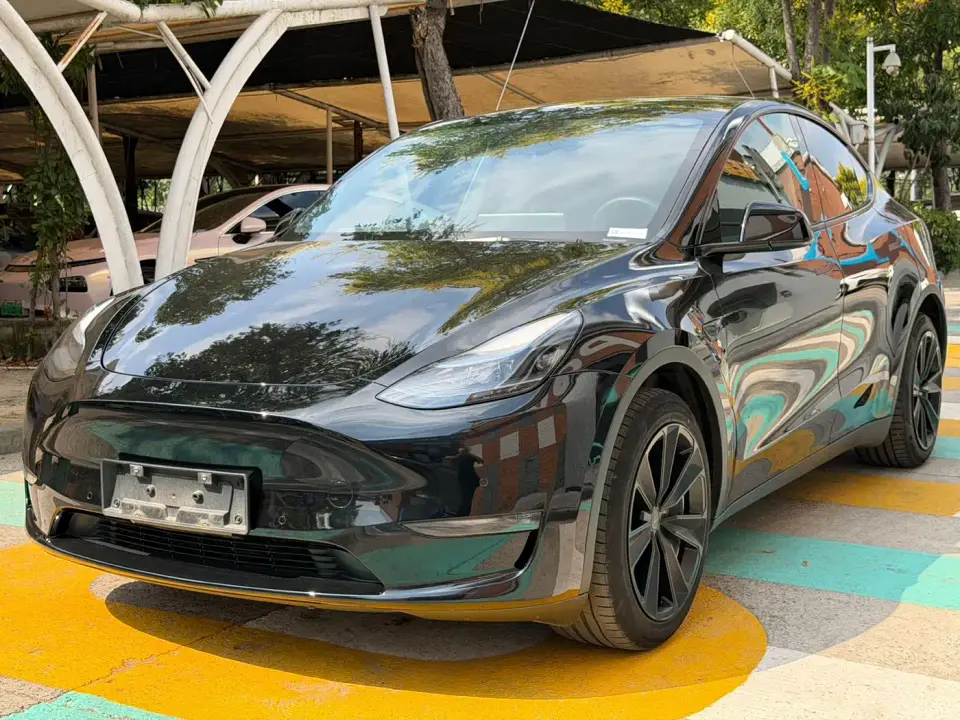 Tesla Model Y Facelift Long Range All-Wheel Drive Version 2023