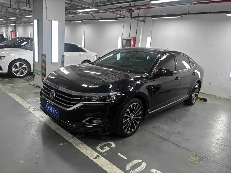 Volkswagen Passat Facelift 330TSI Elite China VI 2020