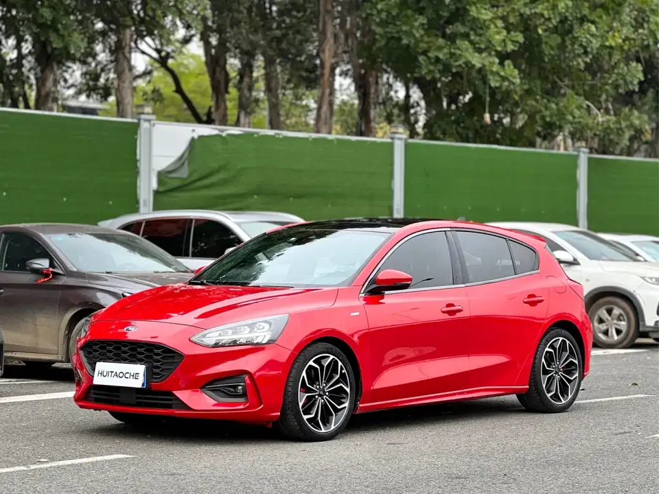 Ford Focus Hatchback EcoBoost 180 Automatic ST Line 2019