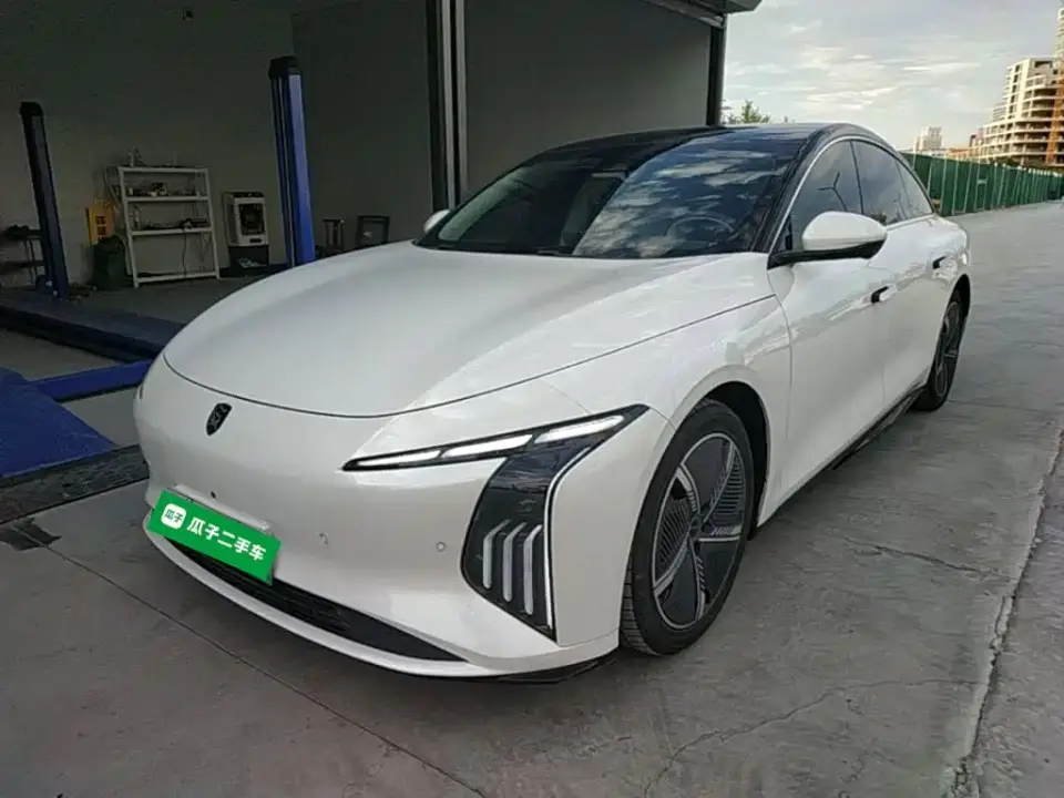 Dongfeng Fengxing Stellar S7 555 Luxury Edition 2024