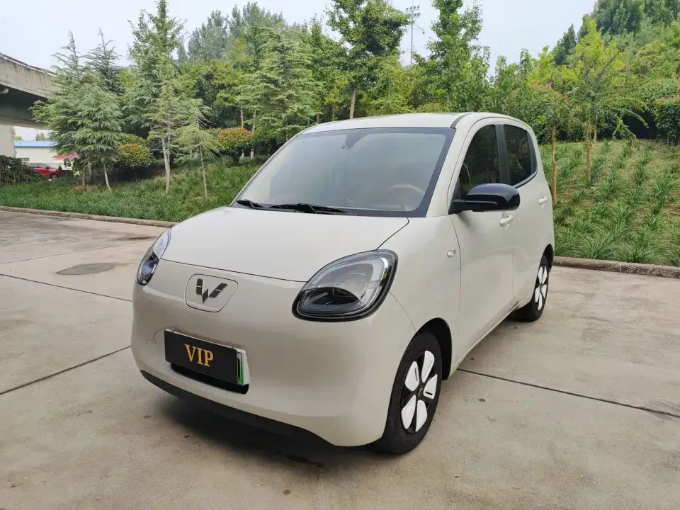 Wuling Motors Hongguang MINIEV 4-Door Advanced 2025