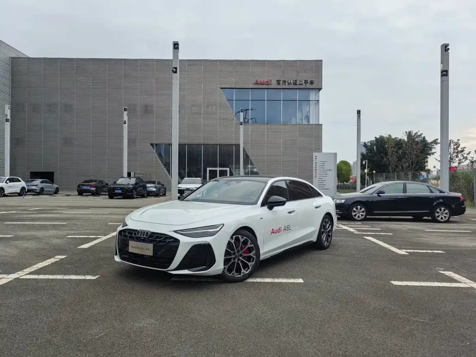 Audi A6L Model Year 45 TFSI quattro Premium Dynamic 2026