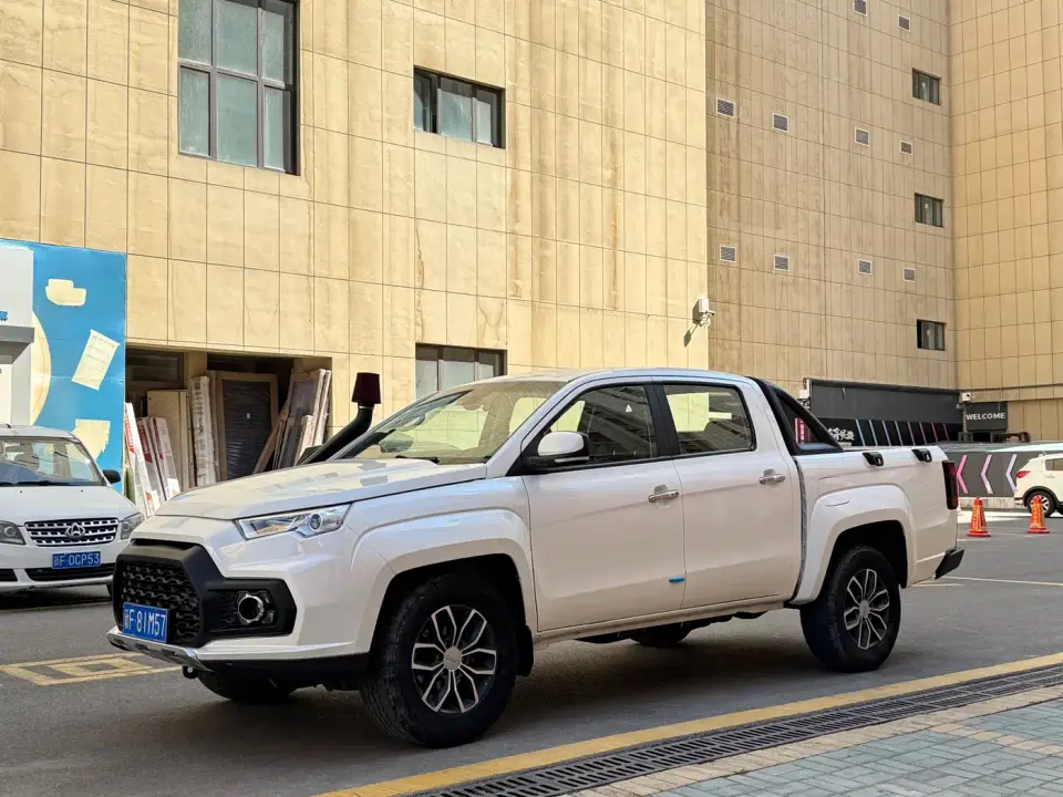 Jiangling Yuhu 7 Model 2.0T Diesel Manual 4WD Premium Short Wheelbase China VI JX4D20A6L 2021