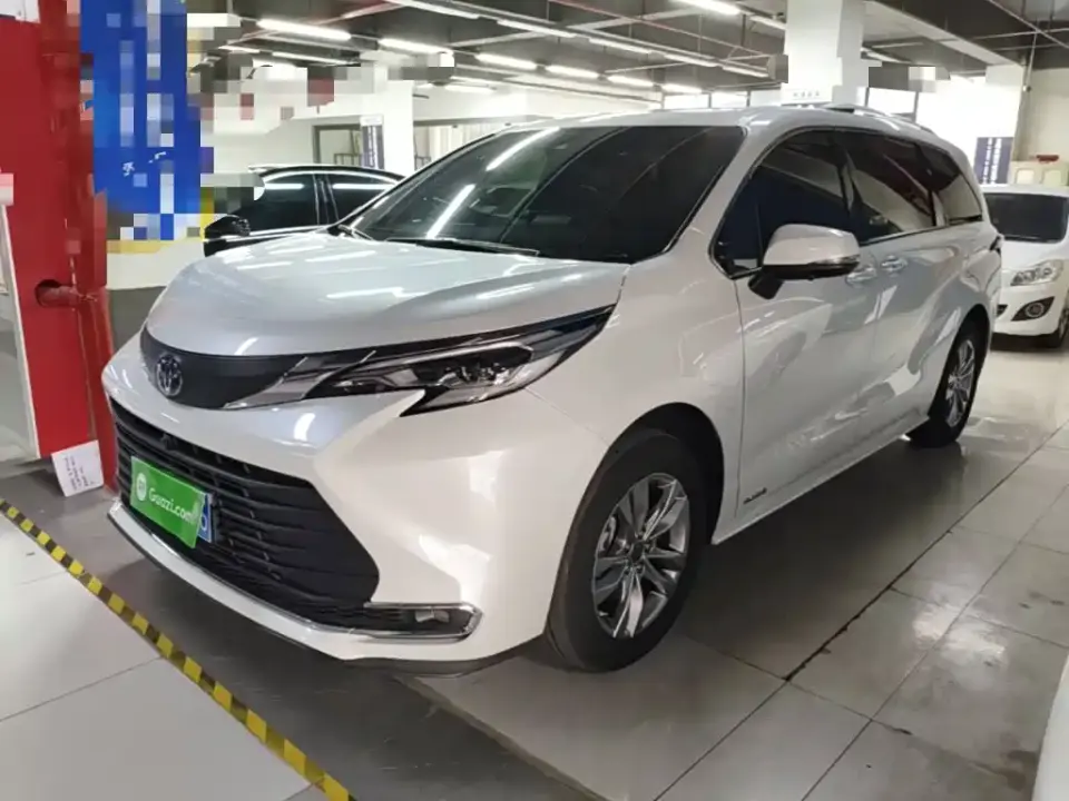 Toyota Sienna 2.5L Hybrid Comfort Edition 2023