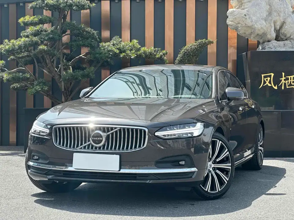 Volvo S90 B5 Intelligent Vision Luxury Edition 2023