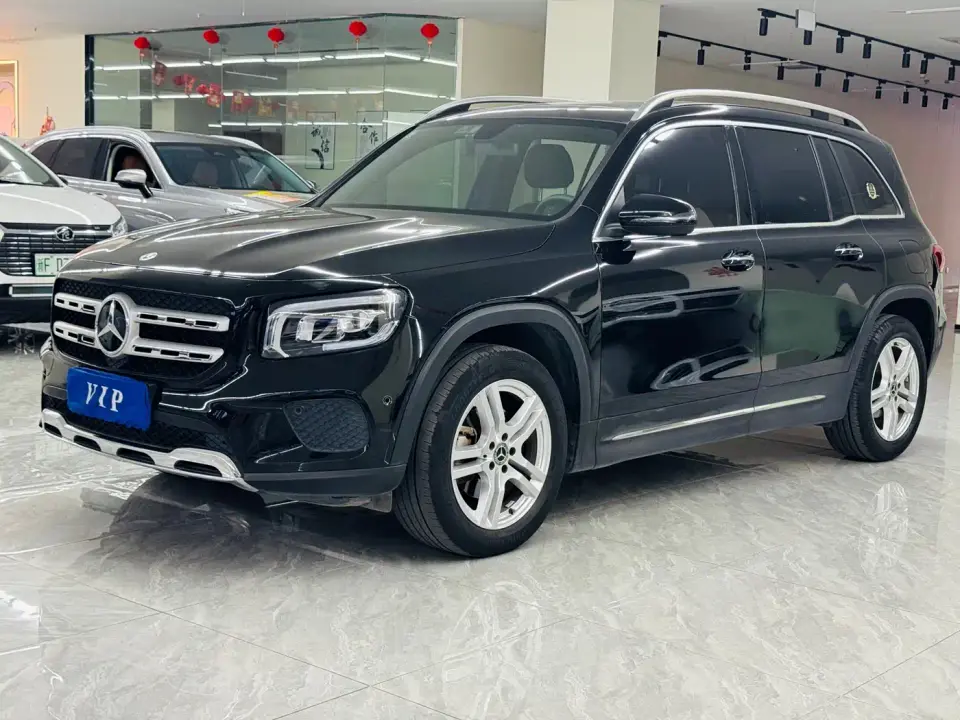 Mercedes-Benz GLB-Class Model GLB 200 Dynamic Edition 2022