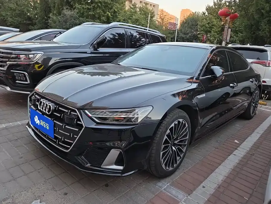 Audi A7L 45 TFSI Luxury 2024