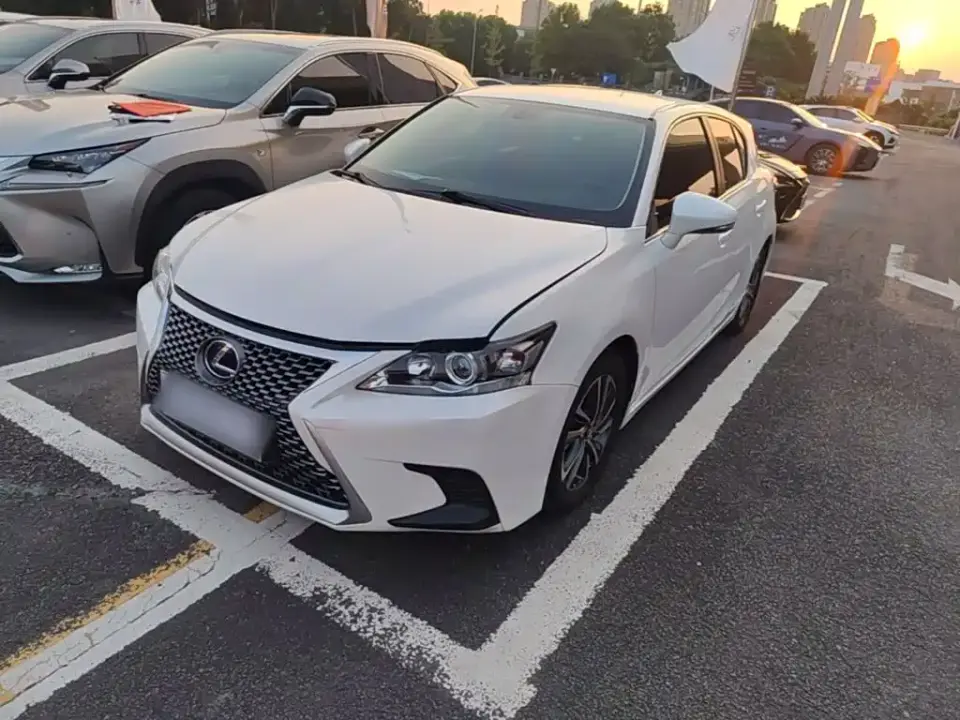 Lexus CT CT200h Elite Edition (Single Color) China VI 2020