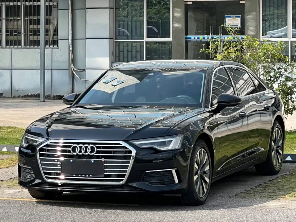 Audi A6L 45 TFSI Premium Elegance 2022