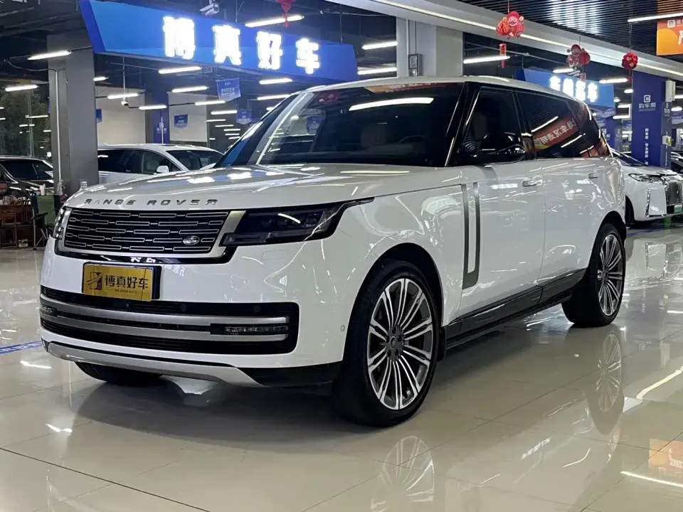 Land Rover Range Rover 3.0 L6 400PS Golden Age Extended 7-Seater 2024