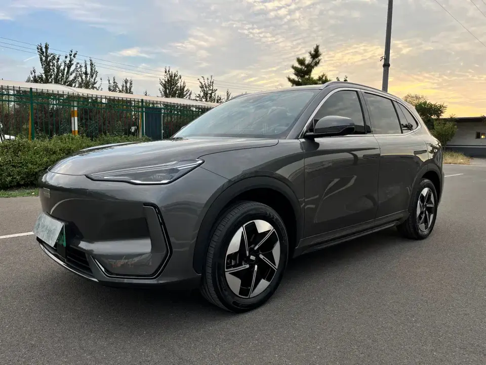 Geely Galaxy Galaxy E5 610km Explorer+ Edition 2025