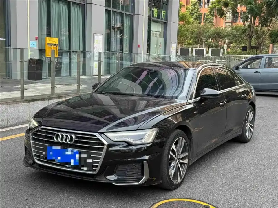 Audi A6L 40 TFSI Luxury Dynamic 2019