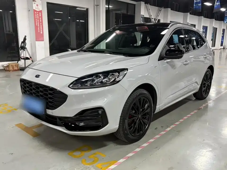 Ford Escape Model EcoBoost 245 4WD ST-Line Pro 2023