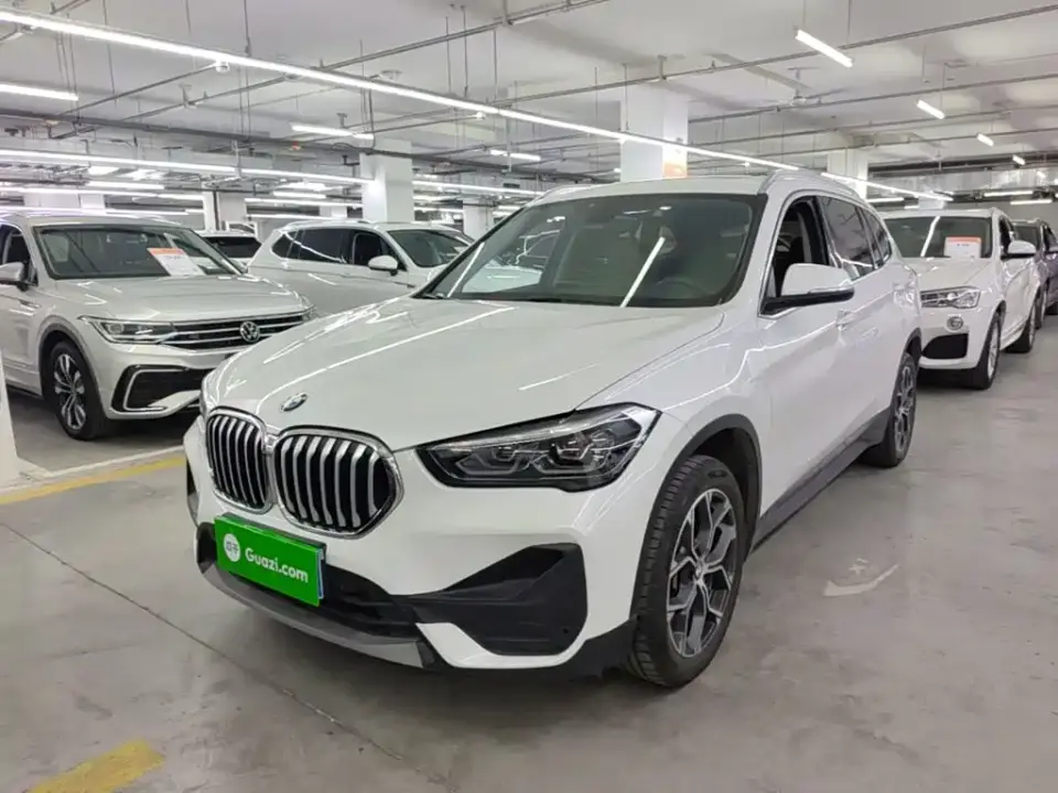 BMW X1 sDrive25Li Leading 2022