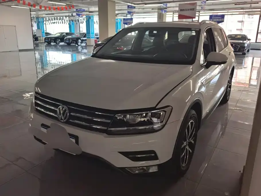 Volkswagen Tiguan L Facelift 330TSI Automatic 2WD Luxury Edition 2019