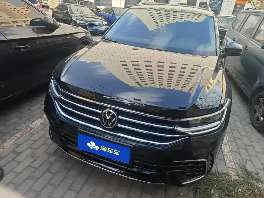 Volkswagen Tiguan L 330TSI Automatic 2WD R-Line Premium Enjoyment Edition 2024