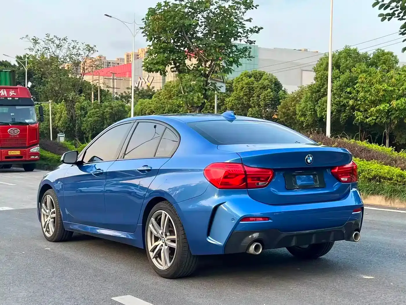 BMW 1 Series Model 125i Leading M Sport Package 2020 — фото 5
