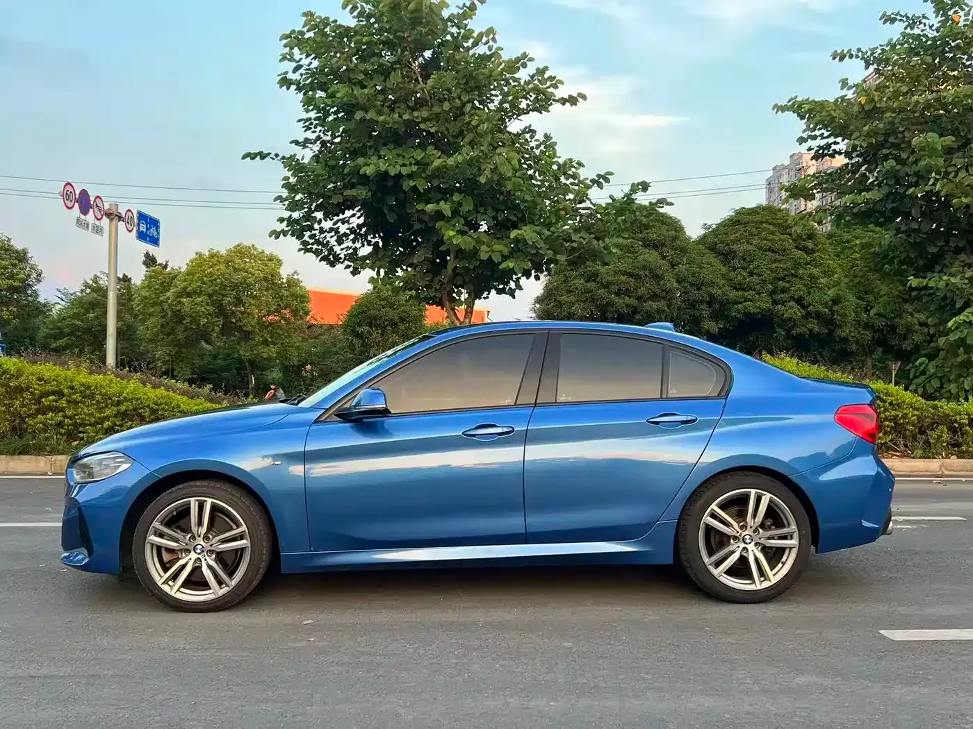 BMW 1 Series Model 125i Leading M Sport Package 2020 — фото 4
