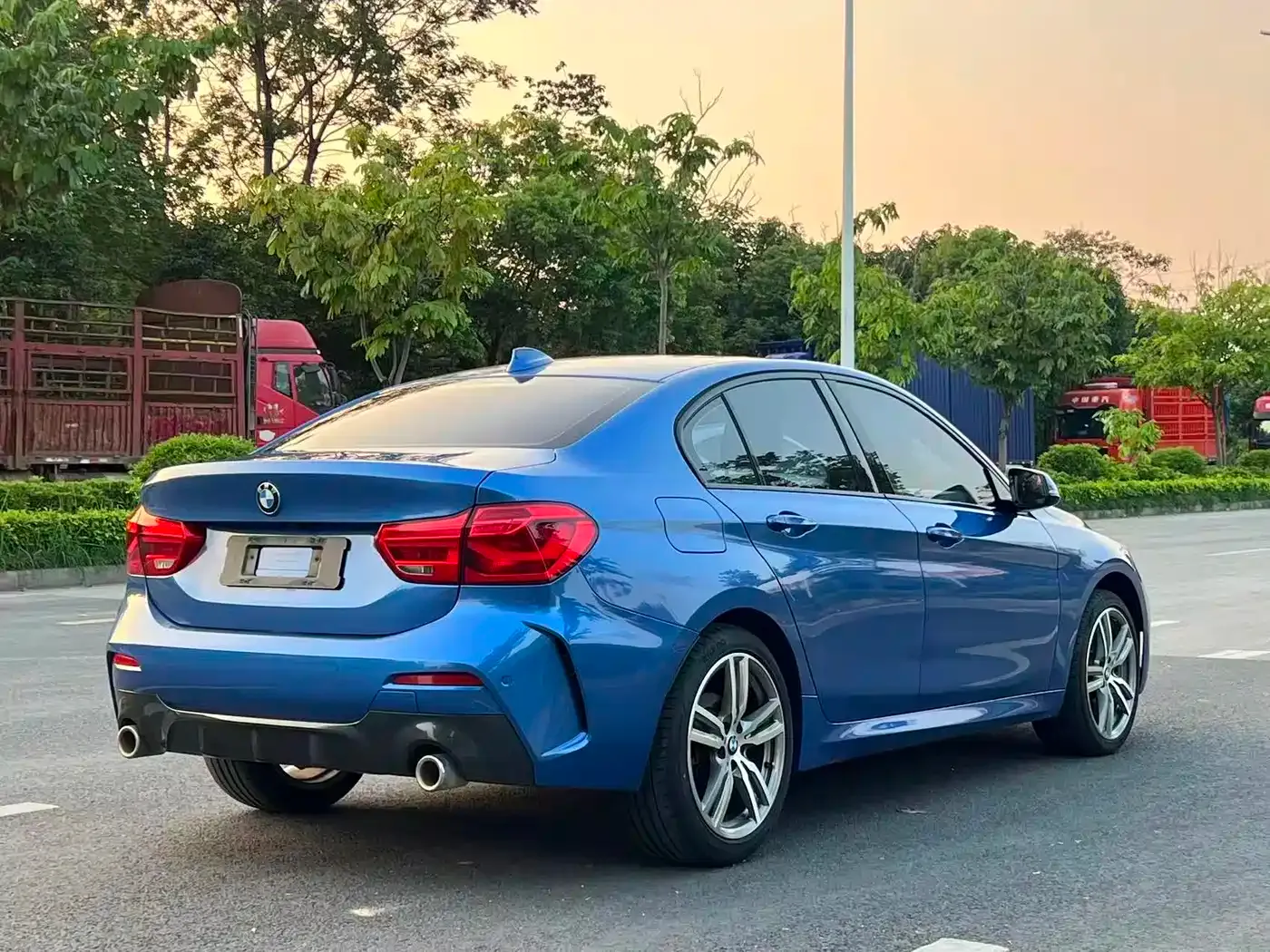 BMW 1 Series Model 125i Leading M Sport Package 2020 — фото 7